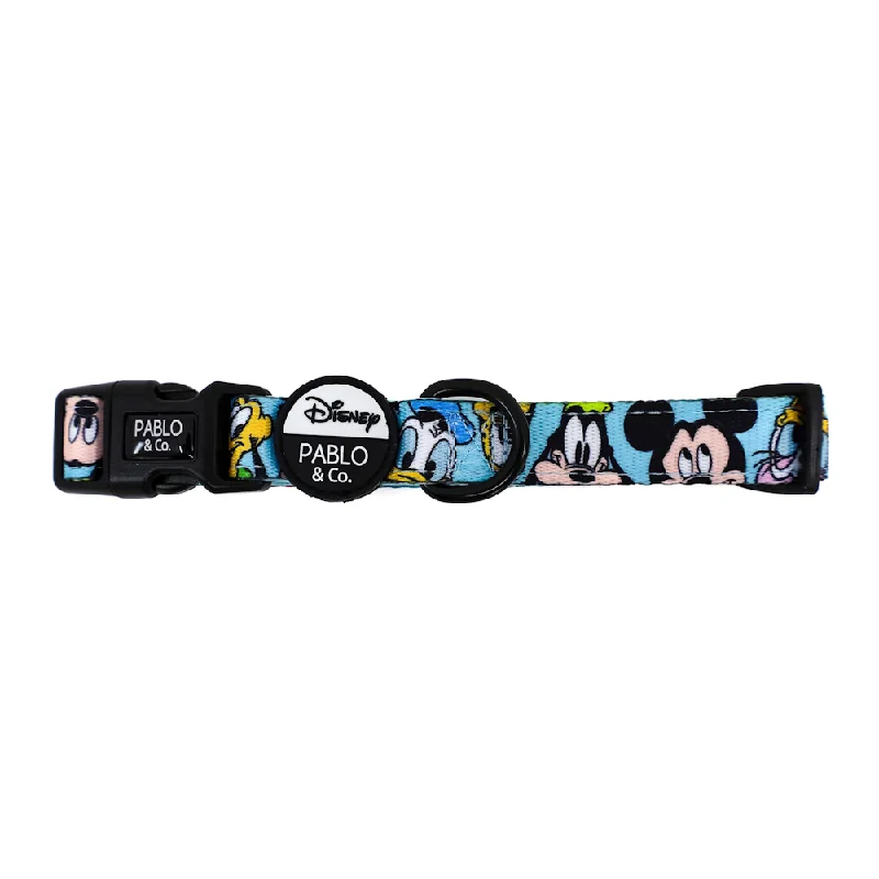 . **Dog traction rope is automatically retractable**Pablo & Co Mickey & Friend: Dog Collar Blue . **Dog traction rope is automatically retractable**Pablo & Co Mickey & Friend: Dog Collar Blue