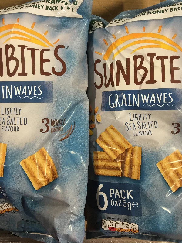  -Anti-scratch scratching board AND cat bed in one12x Walkers Sunbites Light Sea Salted Snacks (2 Packets of 6x25g)