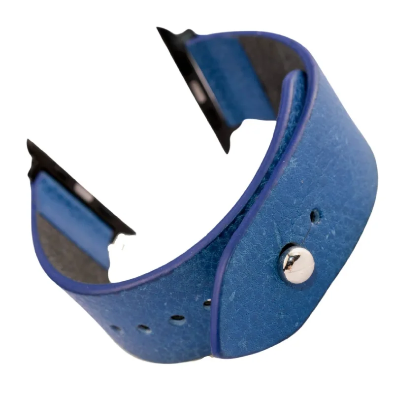 - Pet smart GPS locatorApple Watch Strap In Pure Leather - Blue