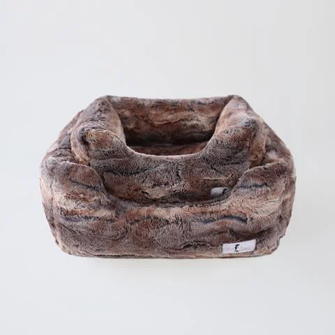  . **Pet toys are bite-resistant and wear-resistant**Red Fox Animal Print Deluxe Dog Bed