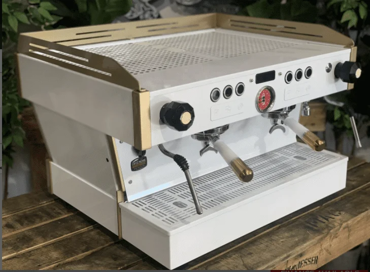 - Pet tear stain cleaning wipesLa Marzocco Linea PB 2 Group White & Gold