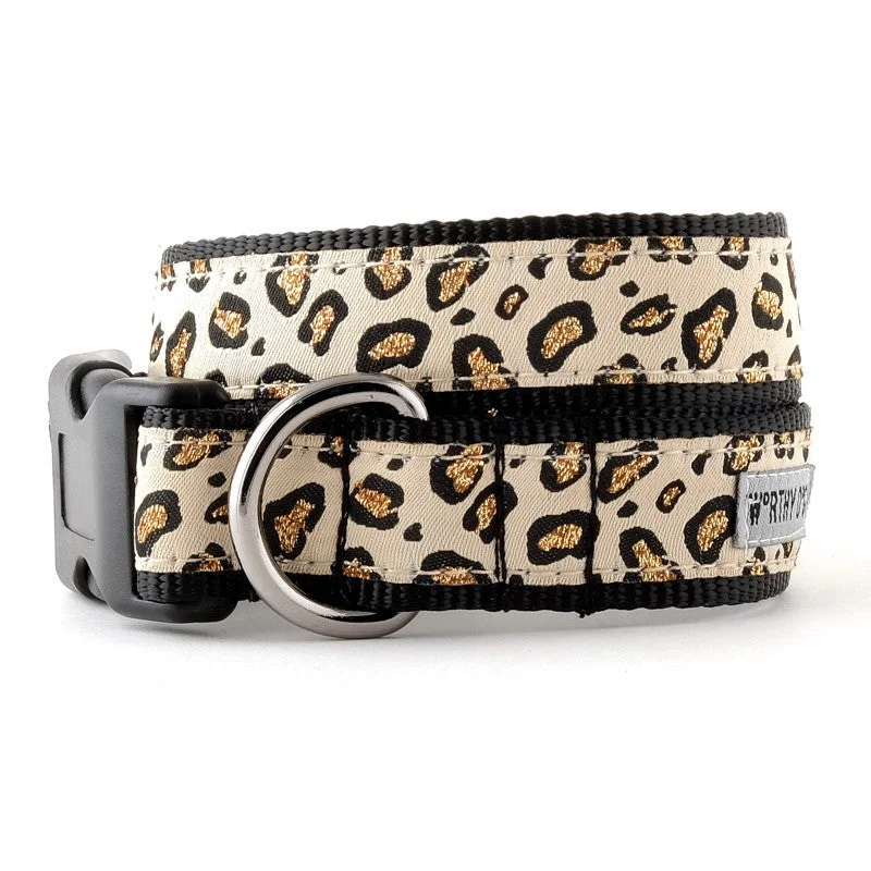  . **Dog snack bag is portable**Cheetah Tan Dog Collar