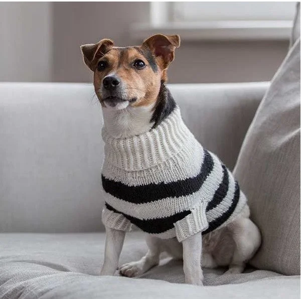 - Christmas pet Christmas clothingWooldog Black & White Vermont Hand-Knitted Dog Jumper - Christmas pet Christmas clothingWooldog Black & White Vermont Hand-Knitted Dog Jumper