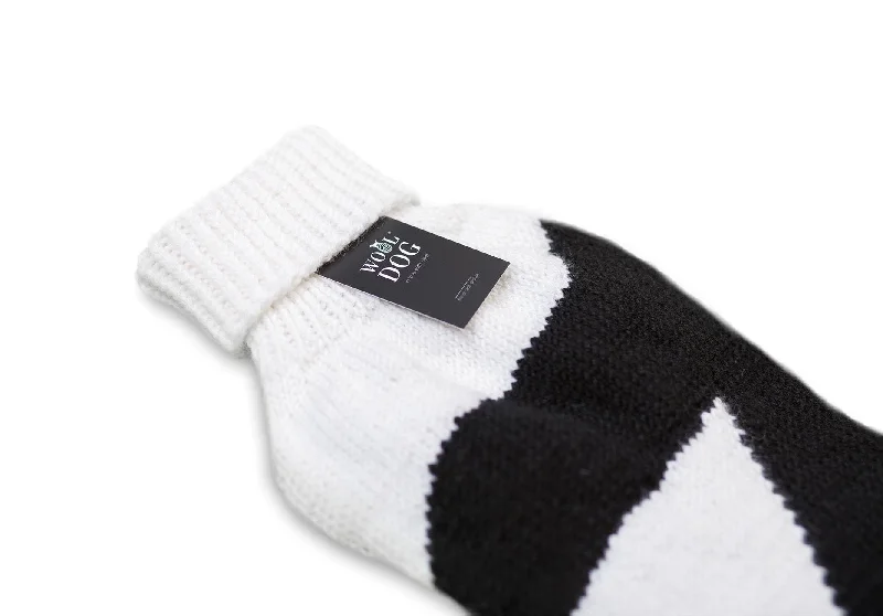 - Custom pet birthday cakeWooldog Black & White Distant Star Hand-Knitted Dog Jumper - Custom pet birthday cakeWooldog Black & White Distant Star Hand-Knitted Dog Jumper