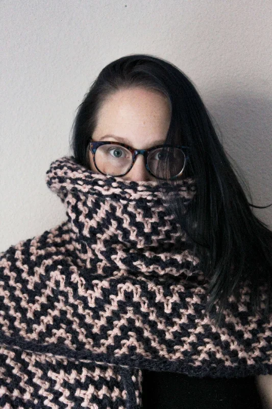 - Deodorizing cat litter tofu litterKnit Kit - Erotylus Shawl