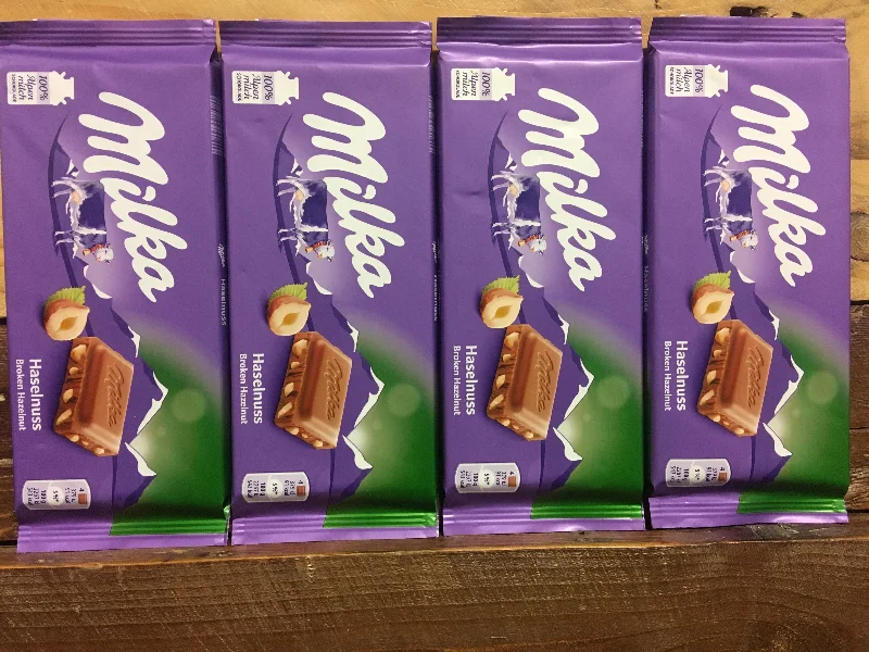 - Foldable and portable cat bag4x Milka Hazelnut Chocolate Bars (4x100g)