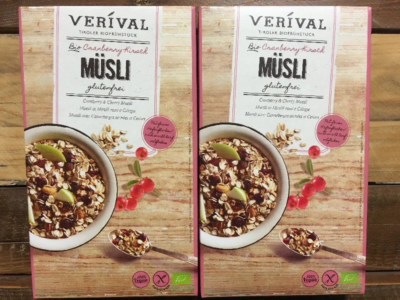 - Cat nail clippers with LED lights2x Verival Organic Cranberry & Cherry Muesli (2x300g)